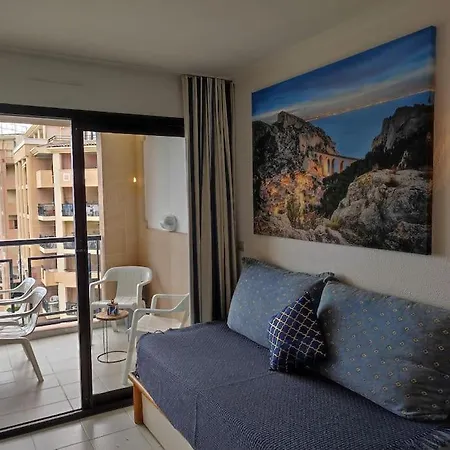 Palme D'azur Yourhosthelper 칸느